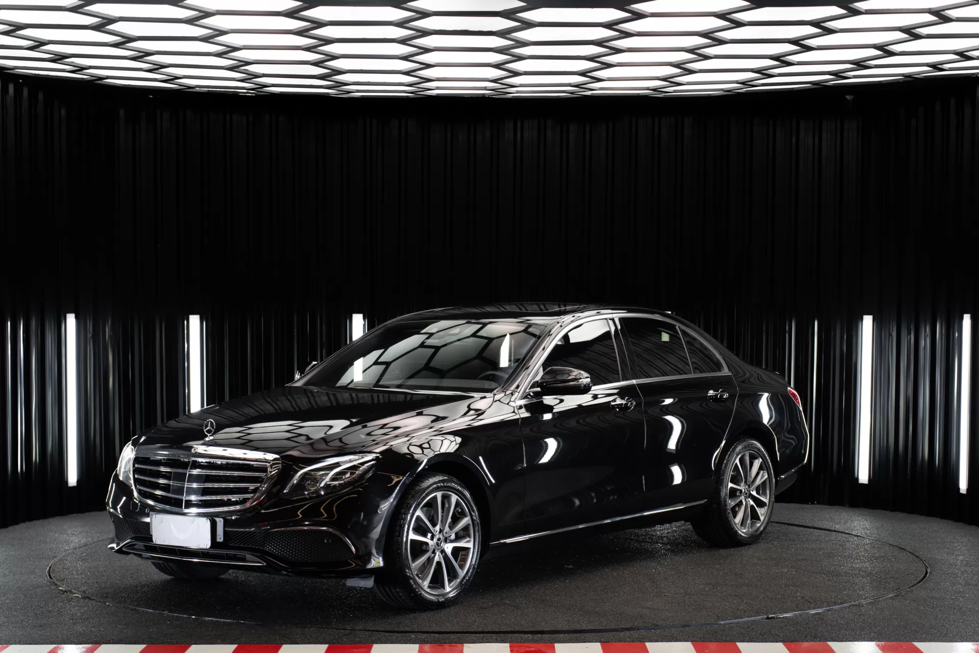 Mercedes-Benz E250 blindado da ST Executive em Brasília